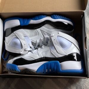 Jumpman Two Treys New!💙